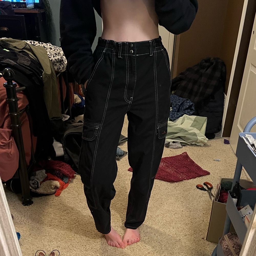 BDG relaxed skater cargo pants